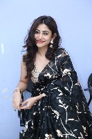 Sonu Thakur Black Saree Photos